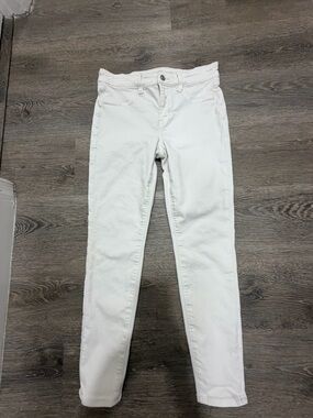 American Eagle Jeans Women's  Stretch White Jeans  Size 6